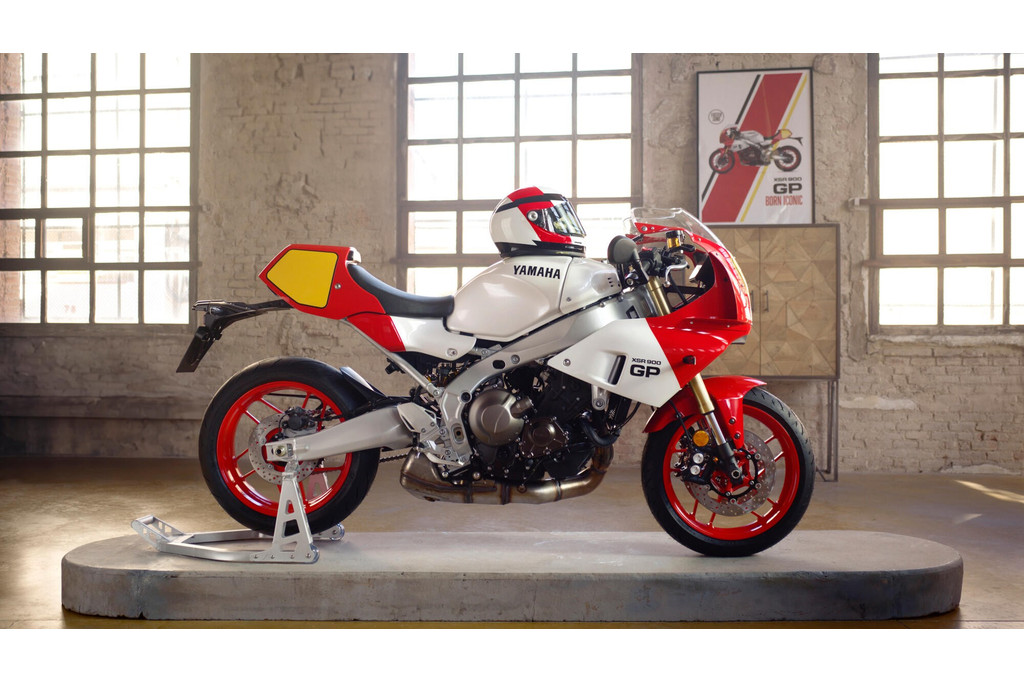 Tweedehands Yamaha XSR900 GP | MotorCentrumWest