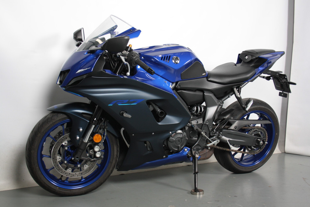 Tweedehands Yamaha R7 | MotorCentrumWest