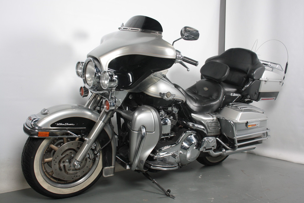 Tweedehands Harley-Davidson FLHTCUI | MotorCentrumWest